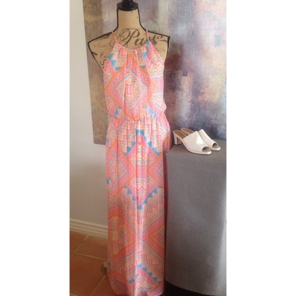 Gorgeously Feminine Graphic Print Maxi